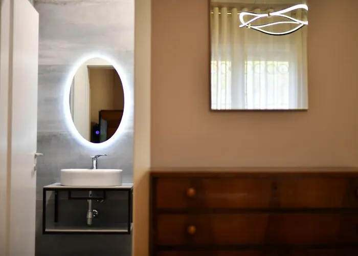 Nicolaus Hidden Gem *