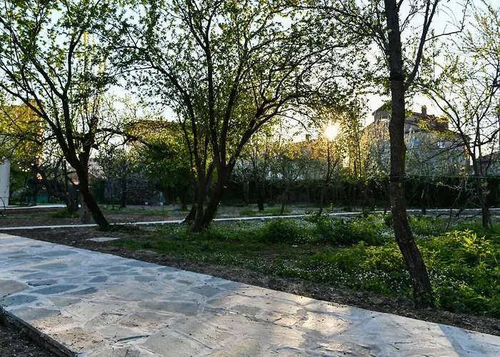 Nyaraló Nicolaus Hidden Gem